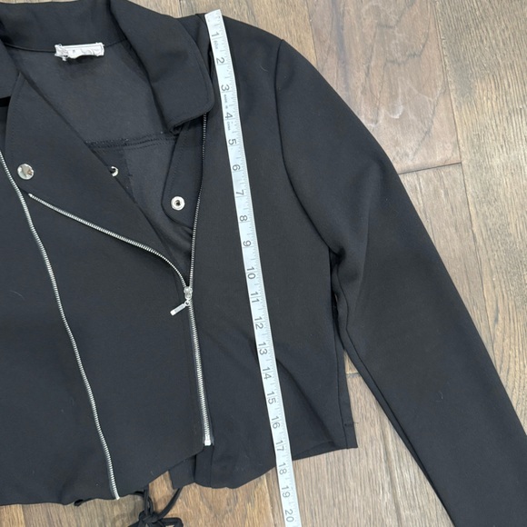 HAVE Jacket with Back Tie Up - Picture 8 of 12